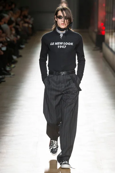 Look 46